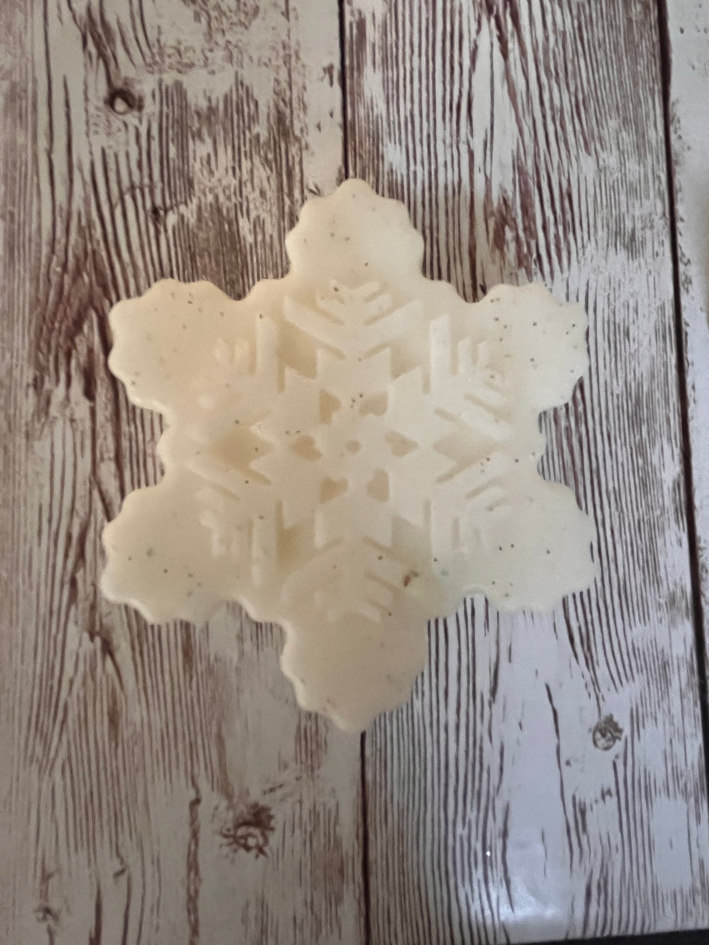 Schneeflocken-Kerze aus Sojawachs • 75g • Handgegossen • Optional mit Duft