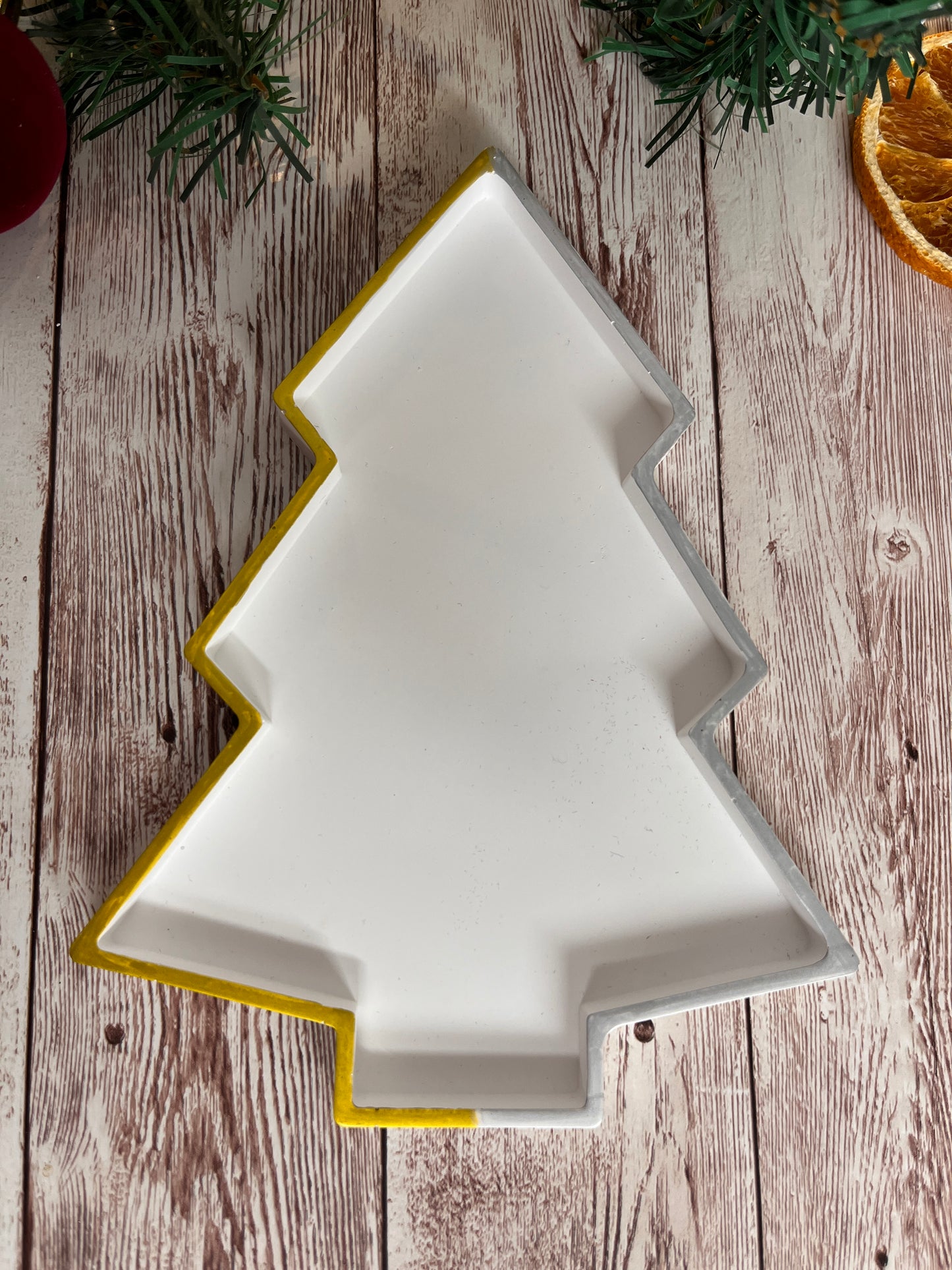 Keramik Weihnachtsbaum Schale • Festliche Deko • Servierschale Weihnachten • In 5 Farben • Gold oder Silber Rand • Weihnachtsgeschenk